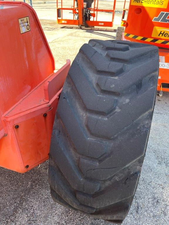 Sold - Telescopic Boom Lift - View 2